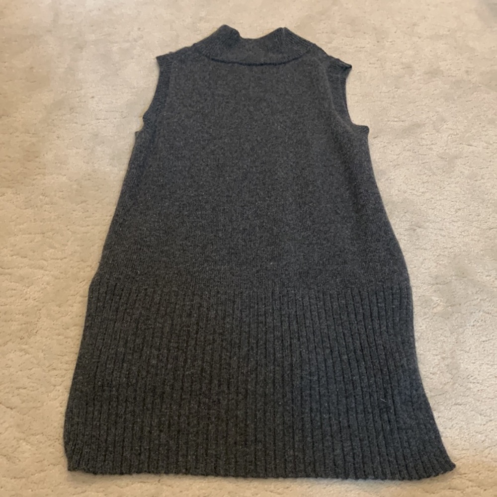 Daily ritual - sleeveless turtleneck sweater - grey size small
